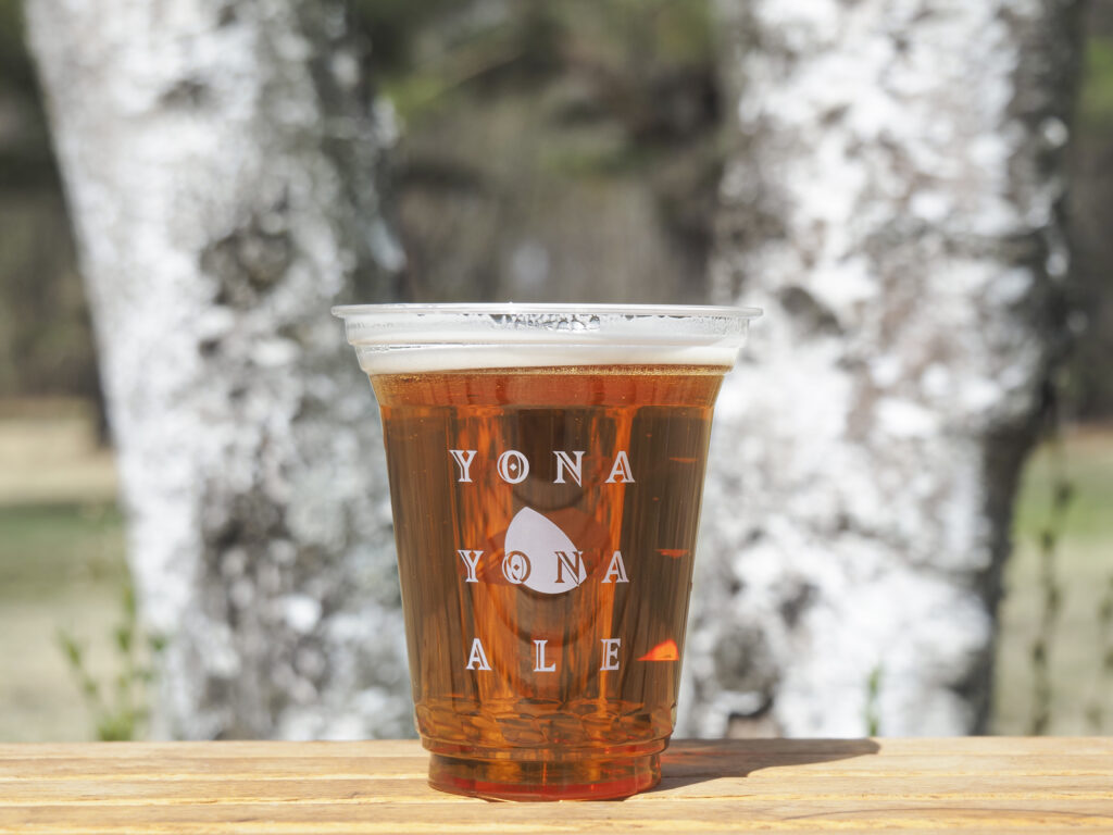 キャンプ場で生ビール（よなよなエール）